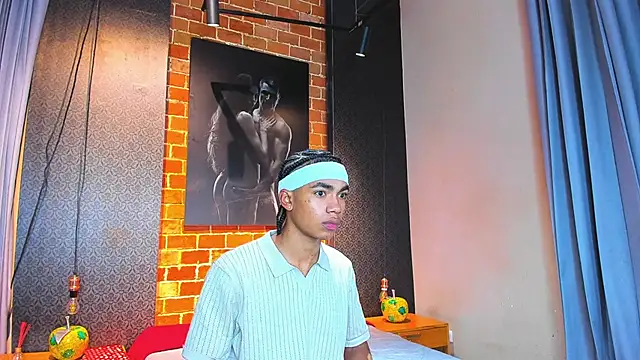 AlanCutee online show from November 14, 2025, 11:42 am