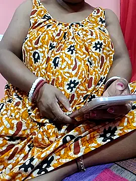 Snapshot of Cute-Swewty chatting on May 13, 2026, 2:25 pm Cute-Swewty online show from May 13, 2026, 2:25 pm