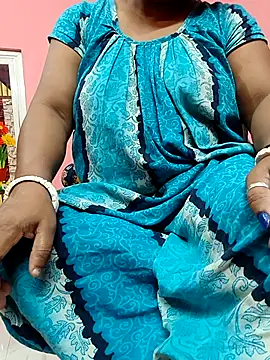 Snapshot of Cute-Swewty chatting on June 11, 2026, 2:37 pm Cute-Swewty online show from June 11, 2026, 2:37 pm