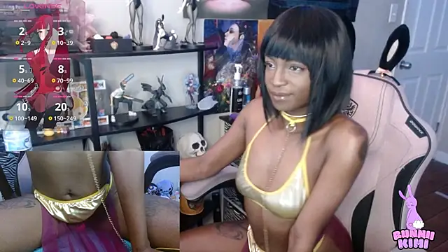 Snapshot of bunniikimi chatting on November 19, 2025, 2:39 pm bunniikimi online show from November 19, 2025, 2:39 pm