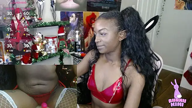 Snapshot of bunniikimi chatting on December 5, 2025, 2:36 pm bunniikimi online show from December 5, 2025, 2:36 pm