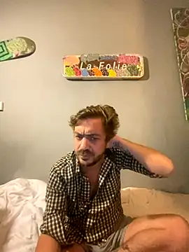 3615-ULLA online show from November 8, 2025, 8:51 pm