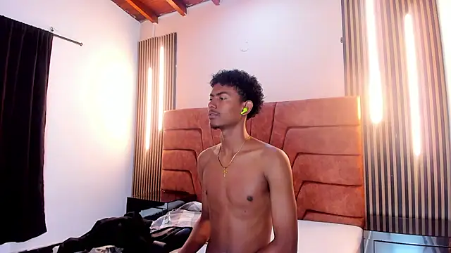 FYKMOR 1 online show from October 16, 2025, 4:02 am