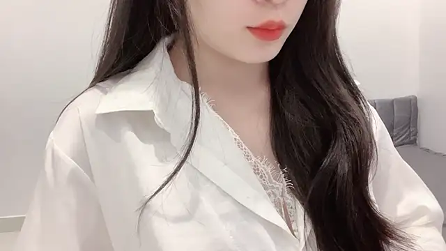 Snapshot of ___Lily___ chatting on May 1, 2026, 3:38 pm Lily online show from May 1, 2026, 3:38 pm