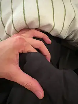 rockey118367 online show from September 13, 2025, 6:40 pm