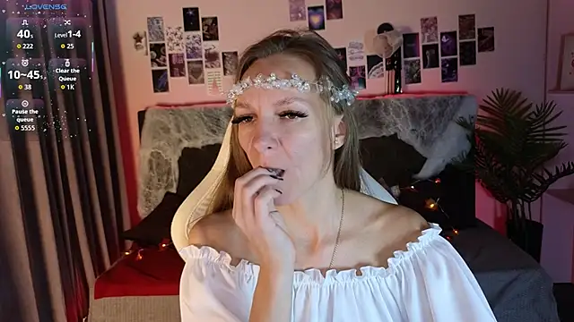 Jesica mooon online show from November 6, 2025, 1:39 am