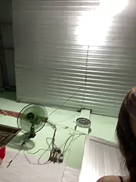   BabyShowPublic   online show from March 18, 2026, 2:09 pm