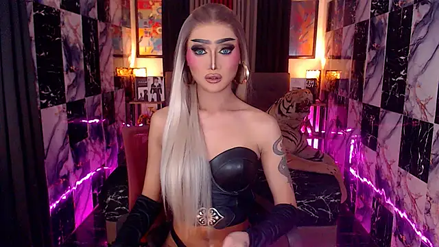 IndestructibleLily online show from January 16, 2026, 8:13 pm