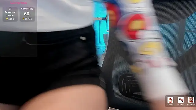 Snapshot of SamaraAnders_ chatting on March 22, 2026, 4:49 am SamaraAnders online show from March 22, 2026, 4:49 am