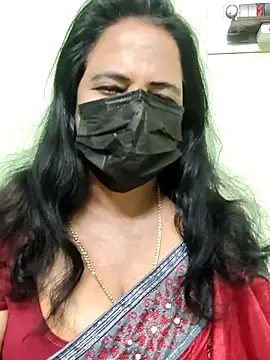 mallu-lover online show from October 26, 2025, 5:35 am