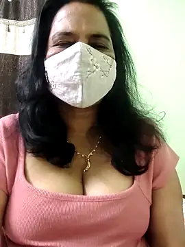 mallu-lover online show from February 1, 2026, 9:30 am