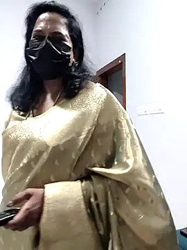 Snapshot of mallu-lover chatting on May 8, 2026, 5:29 pm mallu-lover online show from May 8, 2026, 5:29 pm