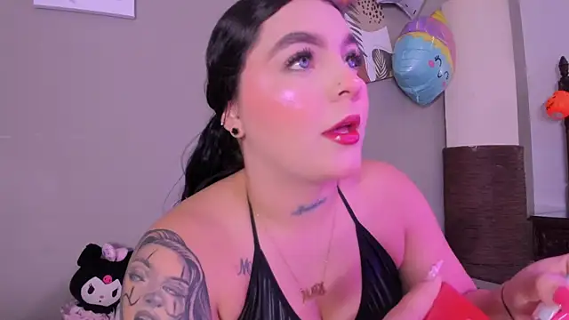 melody blossom  online show from November 12, 2025, 9:03 pm