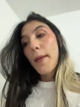 Snapshot of Sweetlolita chatting on December 19, 2025, 11:12 pm Sweetlolita online show from December 19, 2025, 11:12 pm