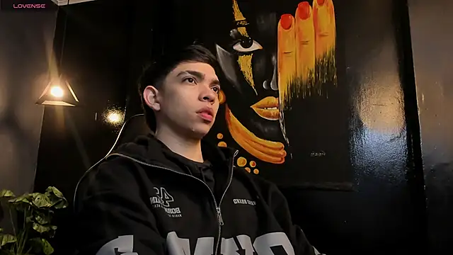 Eryonbradley online show from November 13, 2025, 11:20 am