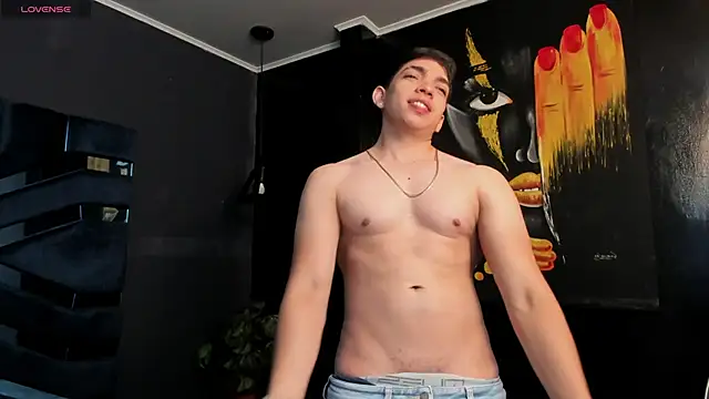 Eryonbradley online show from April 8, 2026, 11:27 pm