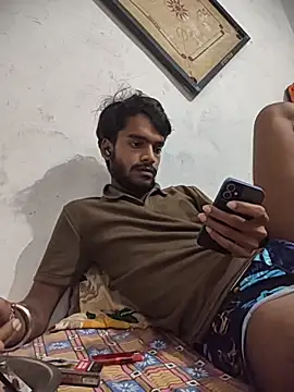 yashuuuu021 online show from October 9, 2025, 7:56 pm