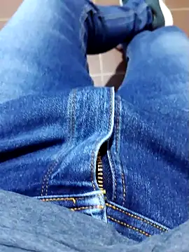 JoaoPedro17cm online show from September 25, 2025, 3:38 pm