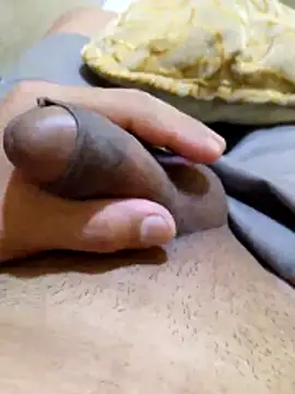 JoaoPedro17cm online show from October 21, 2025, 8:53 pm