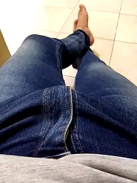 JoaoPedro17cm online show from October 25, 2025, 2:46 pm