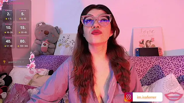 isaferrer06 online show from April 23, 2026, 5:19 am