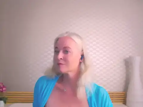 Anais Janson online show from August 5, 2026, 4:10 pm