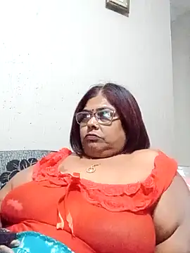 Snapshot of mileesha chatting on April 28, 2026, 6:46 pm mileesha online show from April 28, 2026, 6:46 pm
