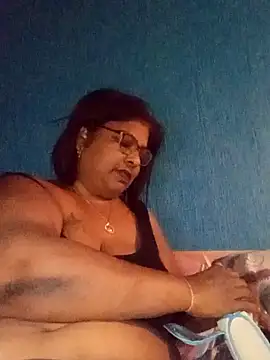 Snapshot of mileesha chatting on May 23, 2026, 3:05 pm mileesha online show from May 23, 2026, 3:05 pm