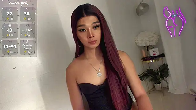 TrinityFucksYou online show from November 27, 2025, 5:04 pm