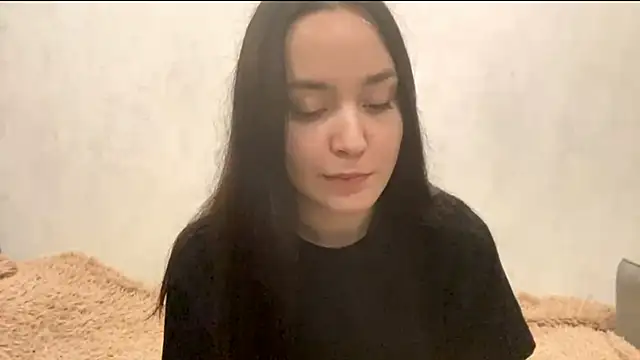 Snapshot of AriaVice chatting on September 15, 2025, 7:25 pm AriaVice online show from September 15, 2025, 7:25 pm