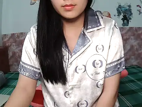 Linda-24 online show from May 11, 2026, 12:22 pm