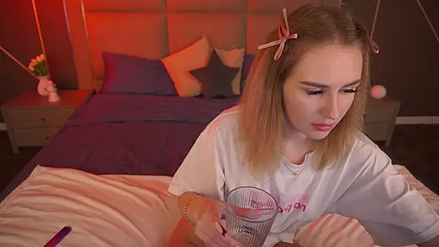 Snapshot of GabriellaJass chatting on October 8, 2025, 4:48 pm GabriellaJass online show from October 8, 2025, 4:48 pm