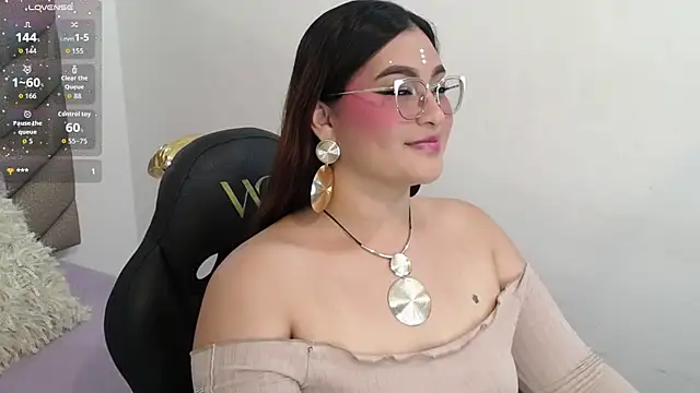 heluejamil online show from October 24, 2025, 3:52 pm