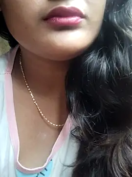 Cute pinkii online show from January 18, 2026, 10:41 am