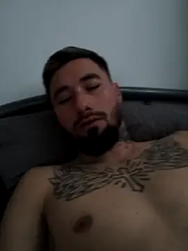 Snapshot of Negrila25 chatting on February 21, 2026, 3:46 pm Negrila25 online show from February 21, 2026, 3:46 pm