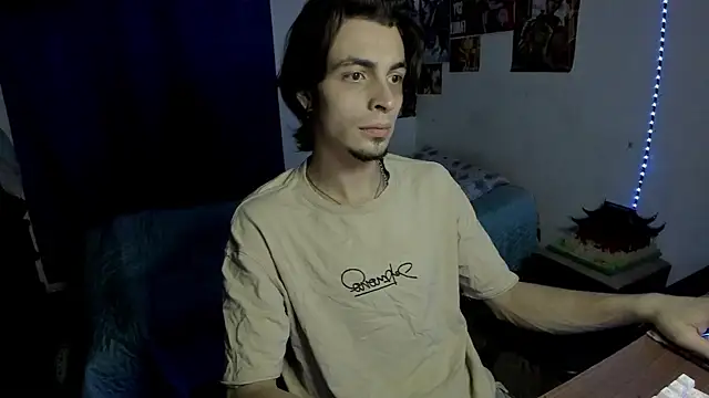 Snapshot of golden_ryyan chatting on May 4, 2026, 2:29 am golden ryyan online show from May 4, 2026, 2:29 am