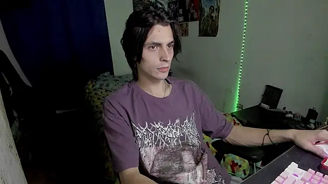 Snapshot of golden_ryyan chatting on June 11, 2026, 7:06 am golden ryyan online show from June 11, 2026, 7:06 am