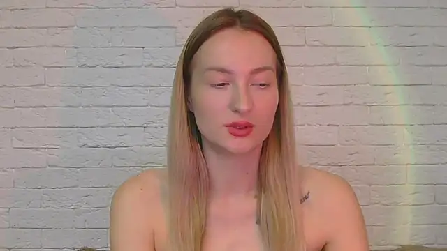 Snapshot of Alice_Sweet_01 chatting on November 23, 2025, 5:35 pm Alice Sweet 01 online show from November 23, 2025, 5:35 pm