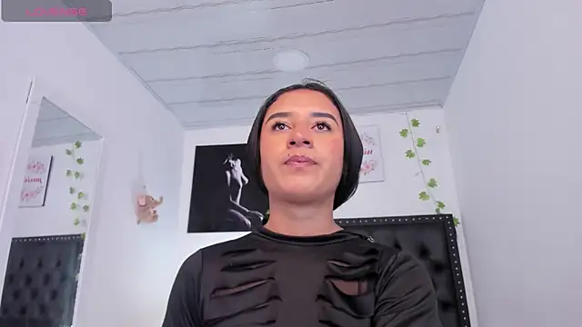 ScarlettVell online show from January 6, 2026, 7:28 pm