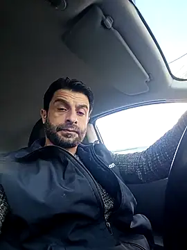 Snapshot of alex10alexx chatting on April 6, 2026, 5:52 am alex10alexx online show from April 6, 2026, 5:52 am