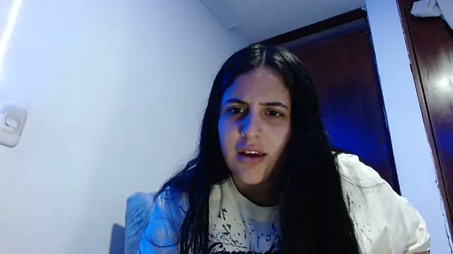 Electraweb 09 online show from October 17, 2025, 8:22 pm