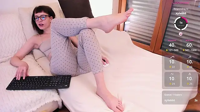 JaneLyrne online show from April 4, 2026, 3:31 pm