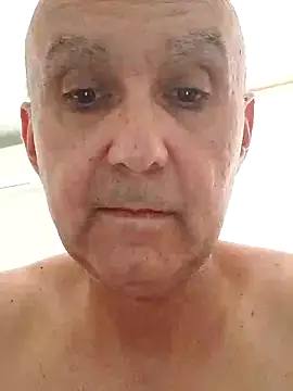 Emily de Carla online show from October 12, 2025, 11:31 am