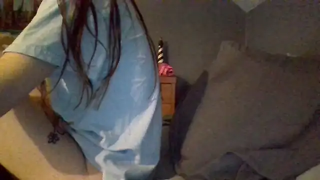 sarah2007 online show from November 9, 2025, 4:00 am