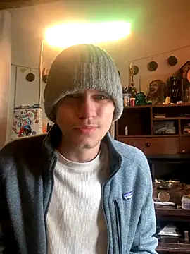 XanderOzzz online show from October 25, 2025, 6:35 pm