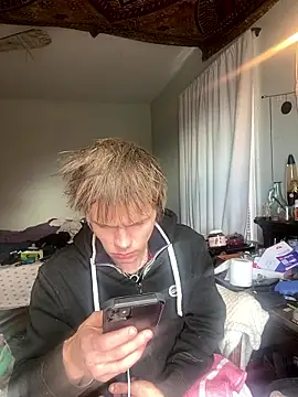 XanderOzzz online show from January 16, 2026, 6:12 pm