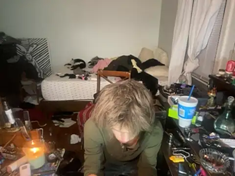 XanderOzzz online show from May 14, 2026, 3:24 am