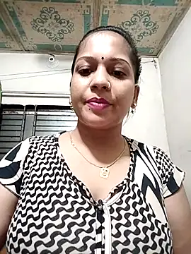 Snapshot of Payel_50 chatting on July 10, 2026, 5:37 pm Payel 50 online show from July 10, 2026, 5:37 pm