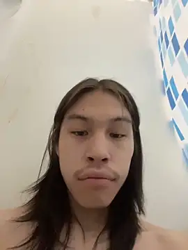 heytherepeoples717 online show from February 16, 2026, 11:17 am