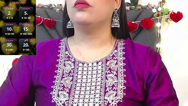 Snapshot of IndraKaur_ chatting on February 16, 2026, 12:34 pm IndraKaur online show from February 16, 2026, 12:34 pm